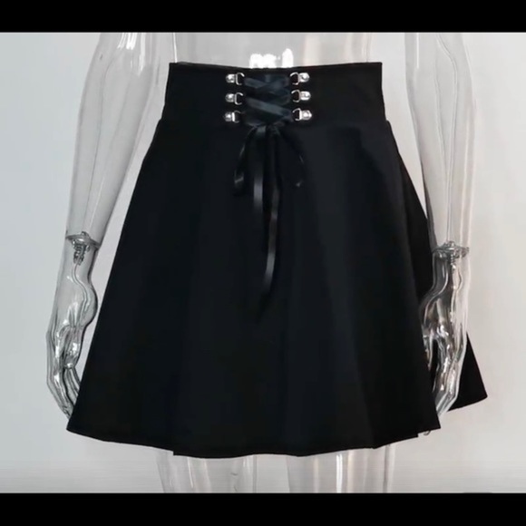 Dresses & Skirts - Black Skirt